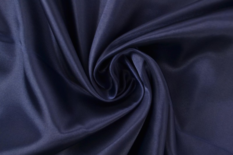 Marineblauw satijn stof